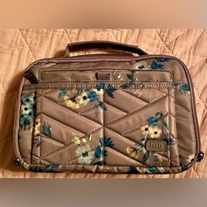 NWOT Lug Scoop 2 - Bouquet pearl